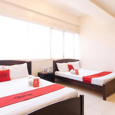 Reddoorz Plus @ E Rodriguez Corner Banawe Quezon City Exterior photo