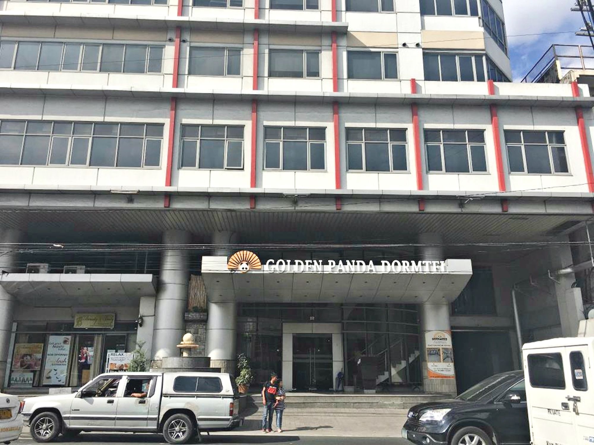 Reddoorz Plus @ E Rodriguez Corner Banawe Quezon City Exterior photo